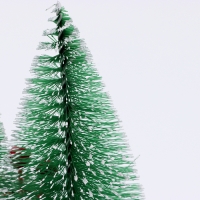 Новогодний декор &laquo;Две ёлки с шишкой&raquo;, наподставке, 8,5 &times; 10 &times; 16 см