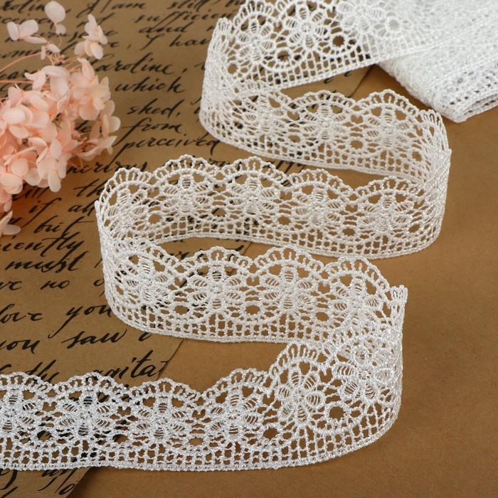 Кружево гипюровое, 45 мм &times; 6,8 &plusmn; 0,5 м, цвет белый