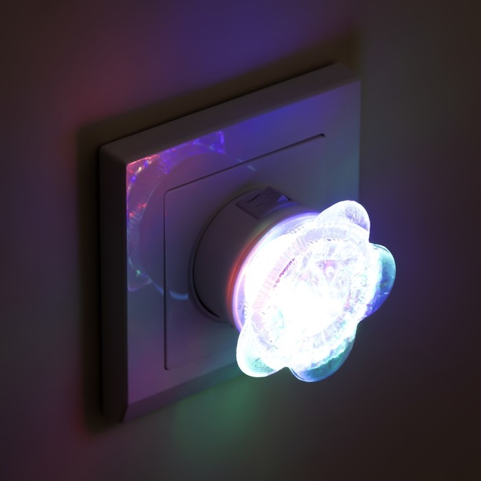 Ночник Ночник "Цветок красный" пластик 5,5х5,5х6 см