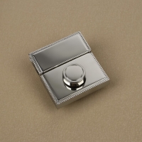 Застёжка для сумки, 4,3 × 4,7 см, цвет серебряный Застёжка для сумки, 4,3 × 4,7 см, цвет серебряный