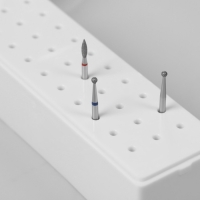 Органайзер для фрез, 30 отделений, 13 × 4 × 6,4 см, в картонной коробке, цвет белый Органайзер для фрез, 30 отделений, 13 × 4 × 6,4 см, в картонной коробке, цвет белый