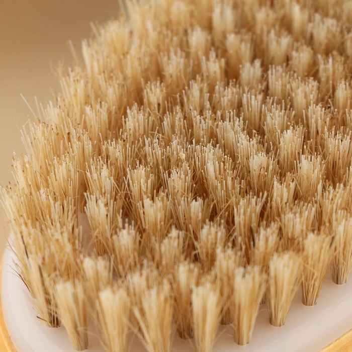 Массажер, щётка для сухого массажа &laquo;Ведьмы не толстеют&raquo;, 12 х 7 см