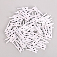 Набор прищепок для декора 50 шт., белые &mdash; 2,5 см