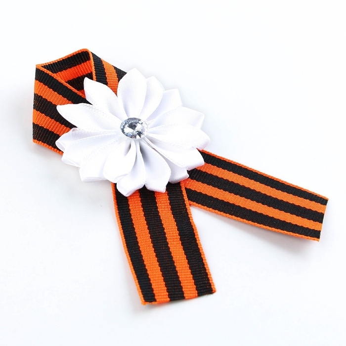 Значок с лентой и цветком на День Победы &laquo;9 Мая&raquo;, 10 х 12 см