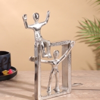 Сувенир &laquo;Победитель&raquo;, 13.5&times;8&times;24 см, алюминий