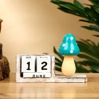 Календарь настольный "Грибок" дерево 13х3,5х9 см, цв. бело-зелёный