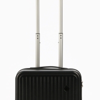 Чемодан 20", PС, 34*22*56, отд на молнии, код замок, 4 колеса, черный