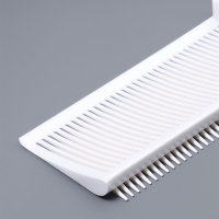 Расчёска для барбера, для стрижки под машинку, 22&times;6.5&times;1.5 см, белая