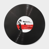 Салфетка сервировочная на стол Доляна &laquo;Виниловая пластинка&raquo;, d=38 см, цвет чёрный