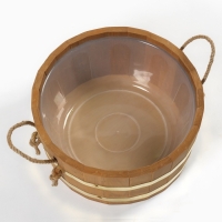 Шайка 10 л с пластиковой вставкой, ручки веревка, латунный обруч ТЕРМО липа Шайка 10 л с пластиковой вставкой, ручки веревка, латунный обруч ТЕРМО липа