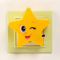 Ночник "Звездочка" 1Вт МИКС 7,5х4х7,5 см RISALUX Ночник "Звездочка" 1Вт МИКС 7,5х4х7,5 см RISALUX