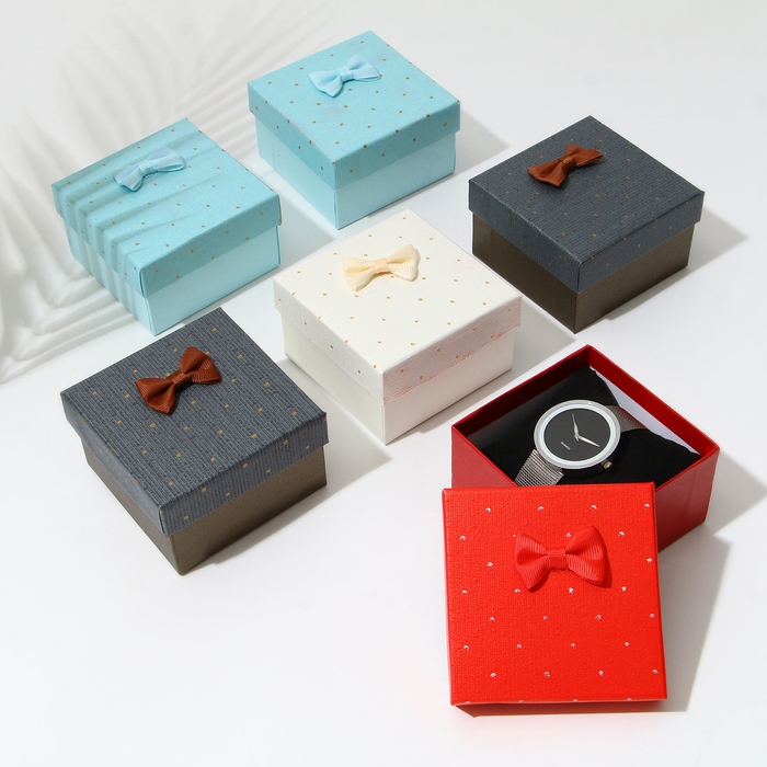 Коробочка подарочная под браслет/часы &laquo;Крапинки&raquo;, 9&times;9, цвет МИКС