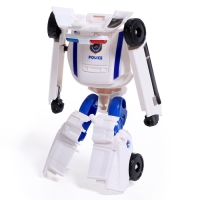 Робот «Полицейская машина», трансформируется Робот «Полицейская машина», трансформируется