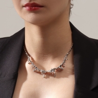 Колье &laquo;Таяние&raquo; со стразами, цвет белый в серебре, 47 см