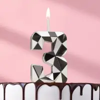 Свеча для торта &laquo;Алмаз&raquo;, цифра 3, серебристый металлик