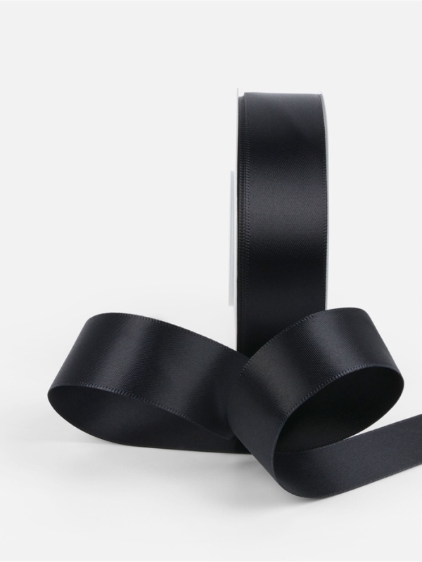 Лента атласная двухсторонняя №0030 25мм*25&plusmn;1м чёрный TR