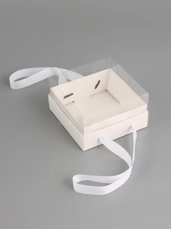 Коробка под бенто-торт 14 х 14 х 8 см