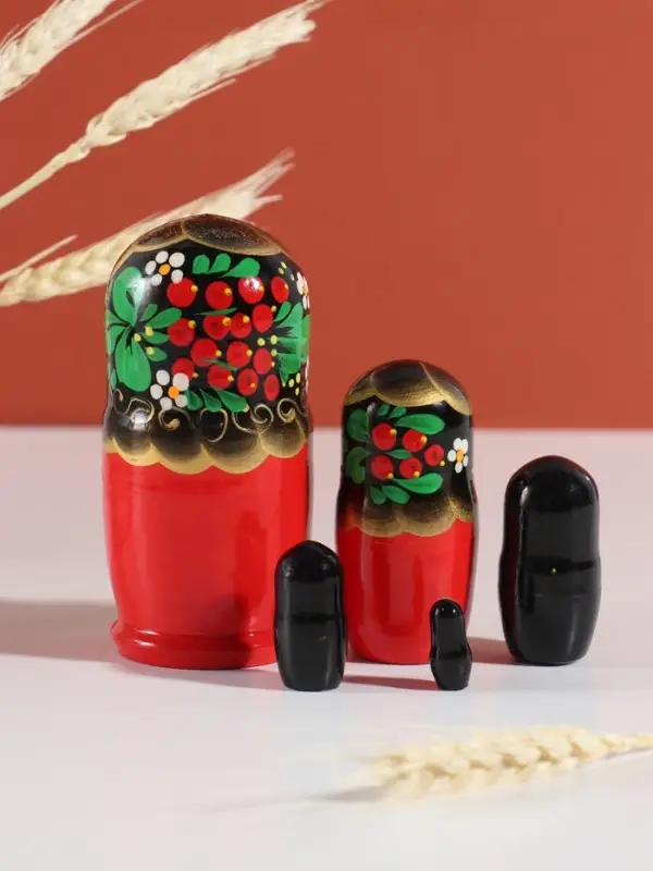 Матрёшка дерево &laquo;Хохлома&raquo;, чёрная голова, 5-кукольная, 11-12 см