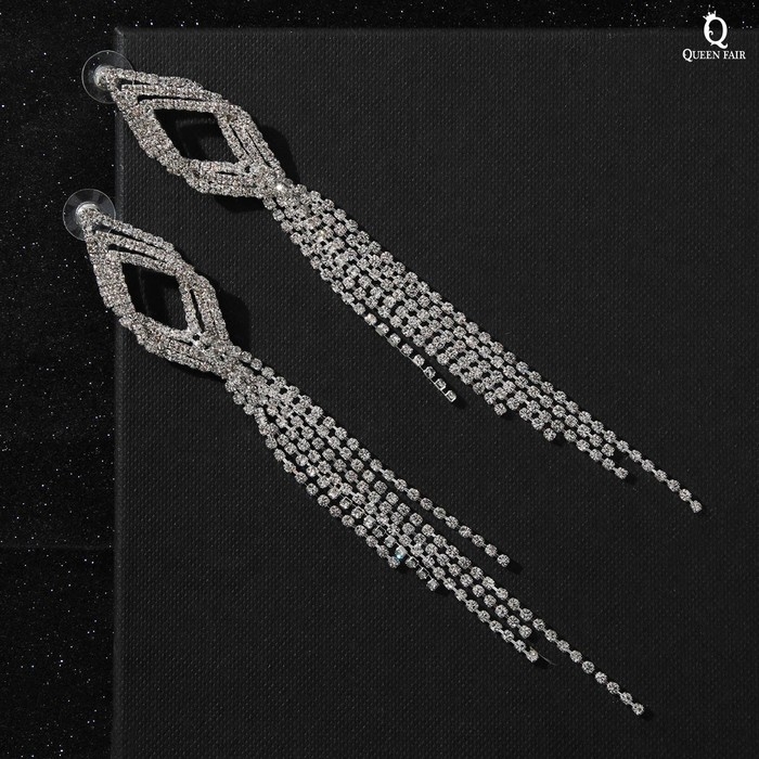 Серьги висячие со стразами «Голливуд» ромбы с нитями, цвет белый в серебре, 13,5 см Серьги висячие со стразами «Голливуд» ромбы с нитями, цвет белый в серебре, 13,5 см