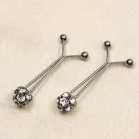 Зажим для платка &laquo;Хрусталь&raquo; шарик, цвет белый в серебре (неделимая фасовка 12 шт., цена за шт.)