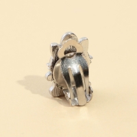 Бижутерия «Королева» набор для девочек: серьги клипсы и кулон, 8 х 9 см Бижутерия «Королева» набор для девочек: серьги клипсы и кулон, 8 х 9 см