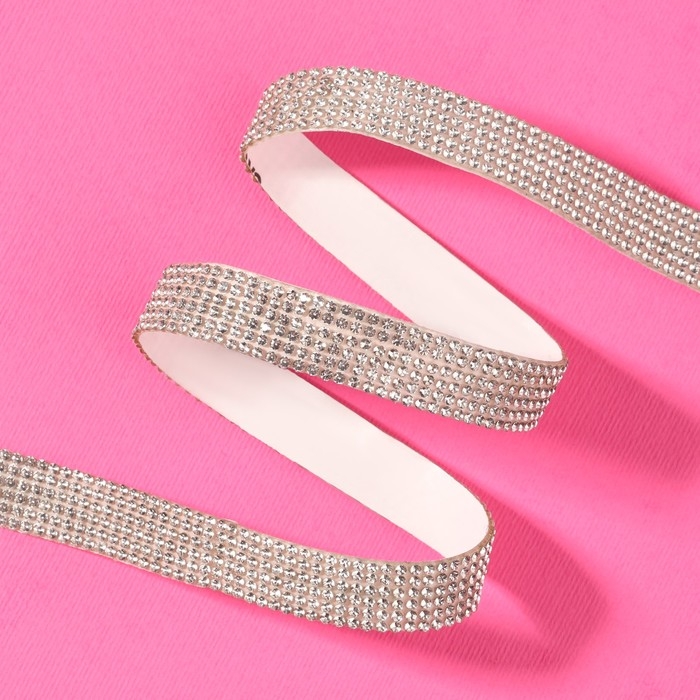 Стразы самоклеящиеся, d = 2 мм, ширина - 14 мм, 4,5 &plusmn; 0,5 м, цвет серебряный