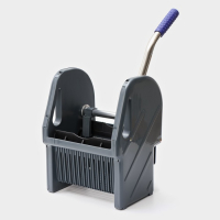 Отжим для мопов вертикальный, пластик Отжим для мопов вертикальный, пластик