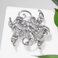 Брошь &laquo;Цветок&raquo; незабудка, цвет бело-радужный в серебре