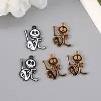 Декор для творчества металл "Жуткая любовь" эмаль МИКС 2,7х2,1 см