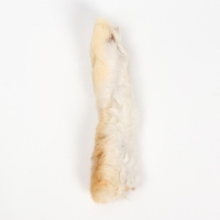 Игрушка-лакомство TitBit для кошек, кроличья лапка пушистая, 16 г Игрушка-лакомство TitBit для кошек, кроличья лапка пушистая, 16 г