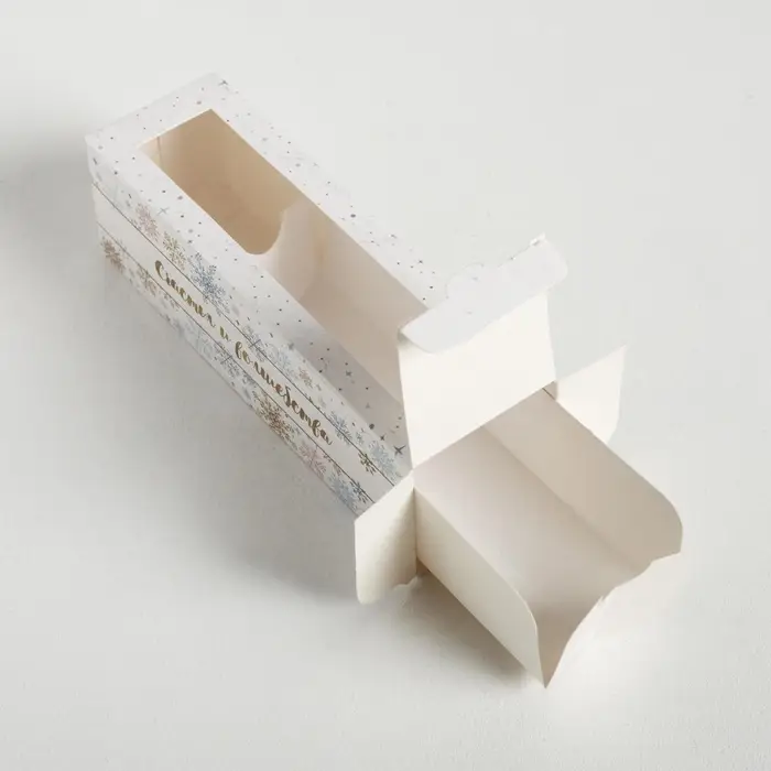 Коробочка для макарун новогодняя &laquo;Снежинки&raquo;, 18&times;5.5&times;5.5 см