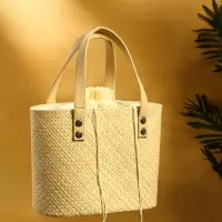 Сумка плетёная из пандана 25х18х38 см, цв. бежевый