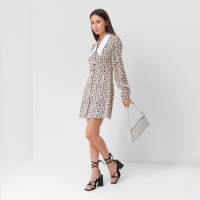 Платье женское с воротником MIST р. 50, бежевый Платье женское с воротником MIST р. 50, бежевый