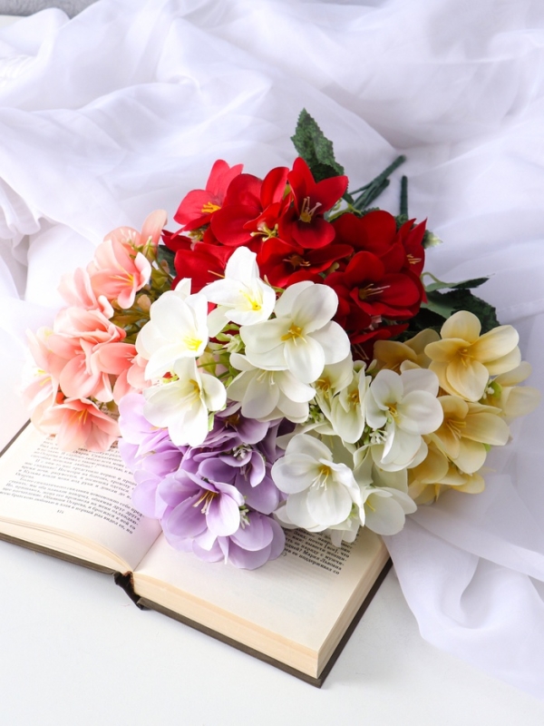 Букет "Нарцисс махровый" 32 см, микс