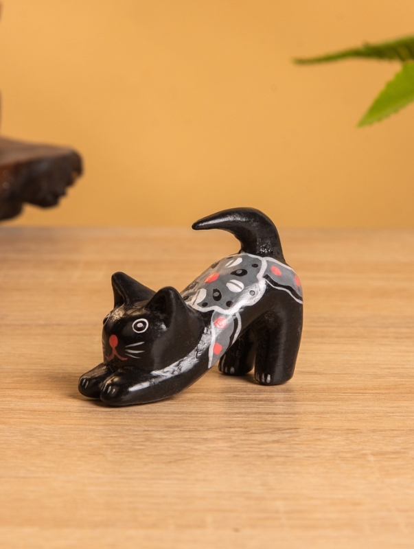 Сувенир &laquo;Потягивающийся Кот&raquo;, 2.5&times;6&times;5 см, дерево, чёрный