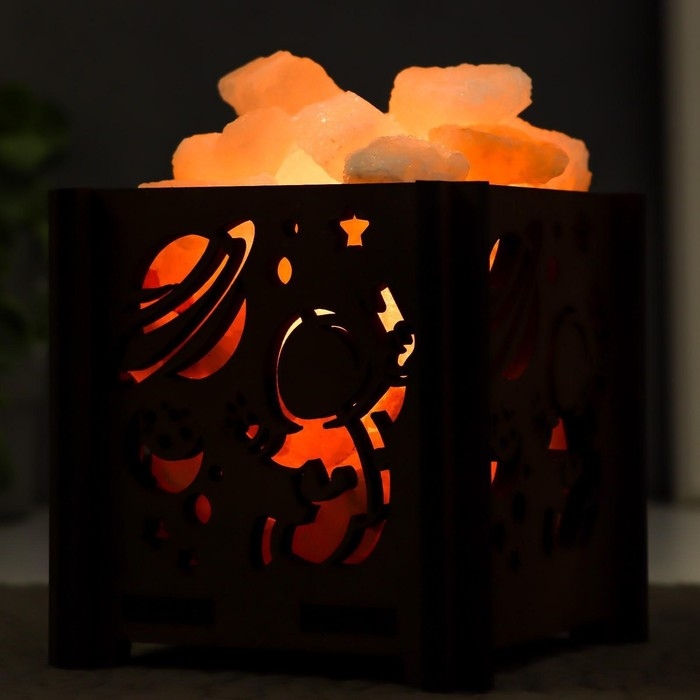 Соляной светильник Соляной светильник "Космонавт" E14 15Вт диммер бел. соль 1,8 кг 12х12х15 см