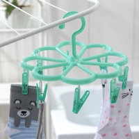 Сушилка для белья подвесная Доляна, 23&times;23 см, 8 прищепок, цвет мятный