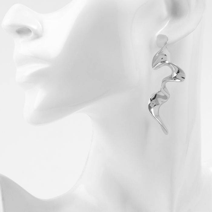 Серьги металл &laquo;Блеск&raquo; волна, цвет серебро
