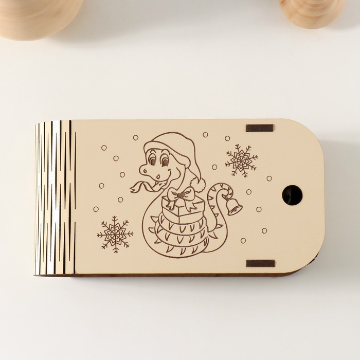 Новогодняя шкатулка "Змея. С подарком" 13х7х4