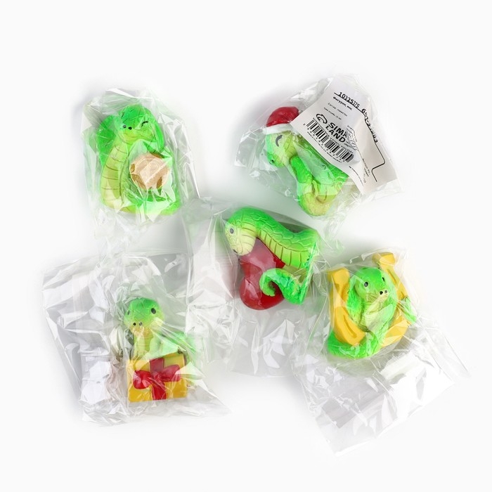 Фигурки 2025  &laquo;Новогодняя коллекция: Новогодний микс&raquo;, 3,5 х 3,2 см