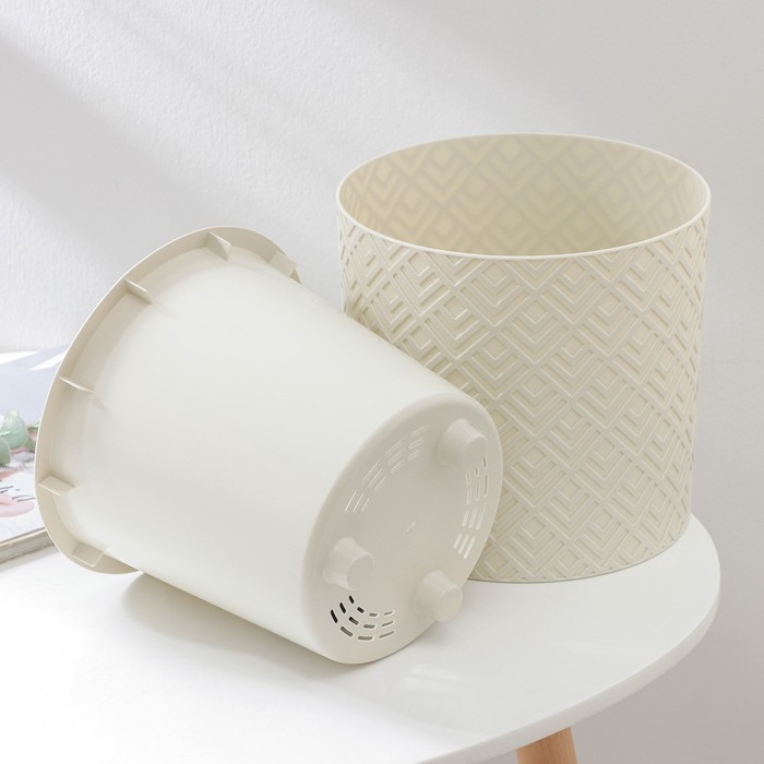 Кашпо для цветов со вставкой &laquo;Этна&raquo;, 3,4 л, d=20 см, h=19 см, цвет белый