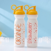 Бутылка для воды пластиковая &laquo;Фрукты&raquo;, 680 мл, 9&times;7,1&times;26,7 см, цвет МИКС