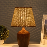 Настольная лампа "ЭКО" 1х40Вт Е27 темное дерево 25х25х39,5см