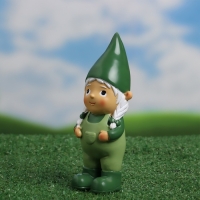 Садовая фигура "Гном Лили" 6х7х18см