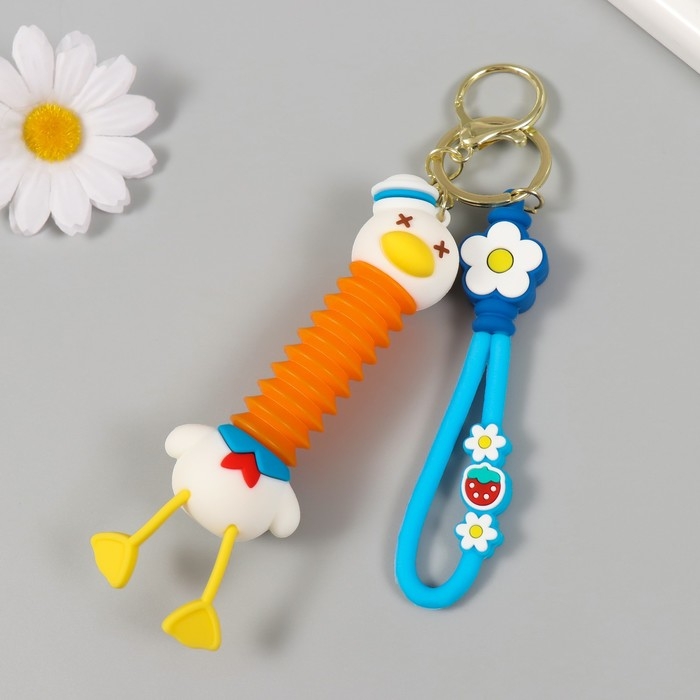 Брелок резина с карабином, ремешком "Утёнок" гофрошея 3,3х3,7х9,2 см