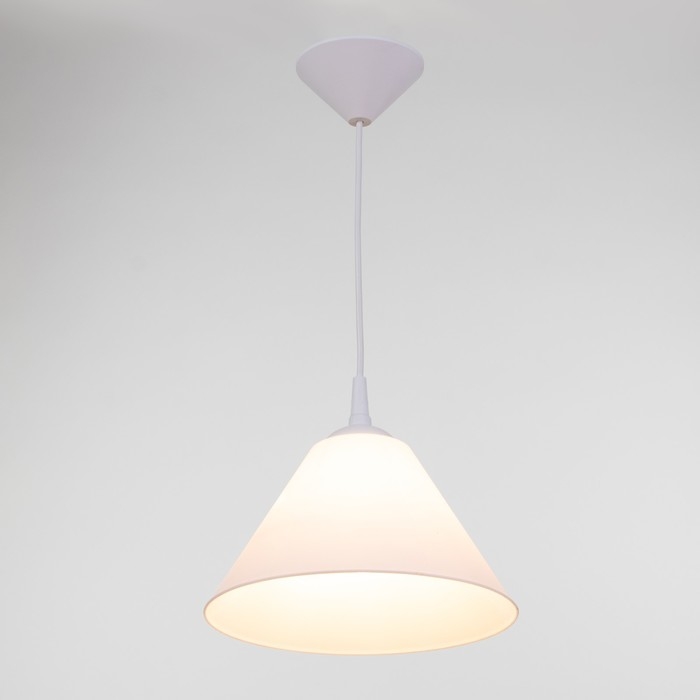 Подвес "Конус" 1х15Вт Е27 МОДЕЛЬ: BR 00267 белый 25х25х15см