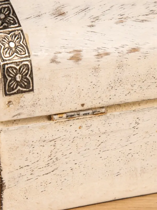 Сундучок "Солнце ацтеков" 19х12х11 см, манговое дерево, белый антик