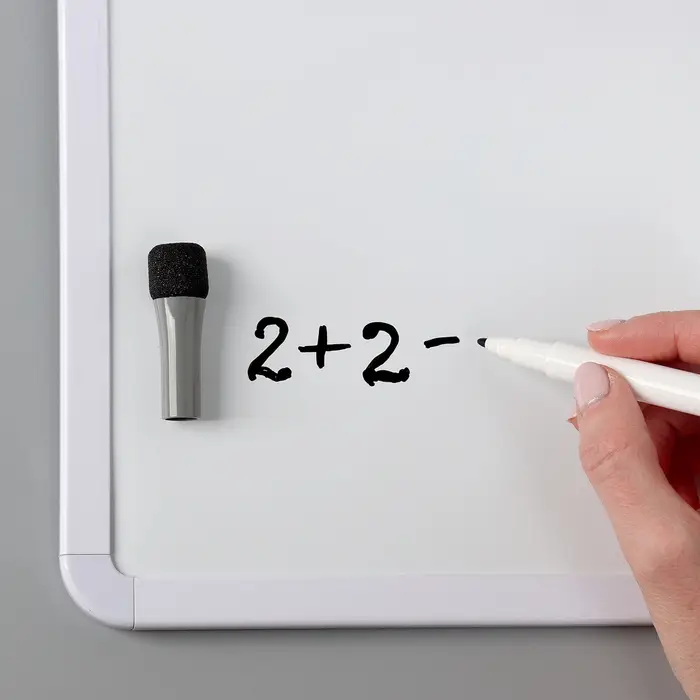 Маркер на водной основе с магнитом, 2 &times; 2 &times; 13,5 см, цвет чёрный