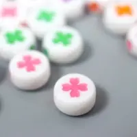 Бусины для творчества пластик "Яркий клевер на белом" набор 20 гр 0,7х0,7 см