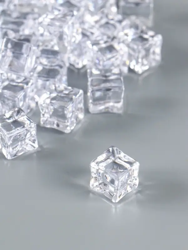 Декор пластик "Льдинка" (набор 50 шт, 150 гр) 14 мм, прозрачный